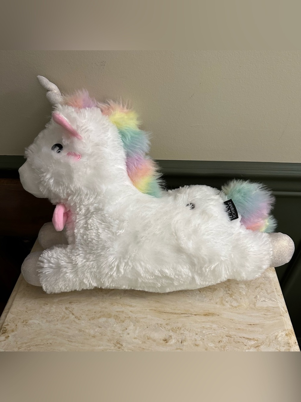 FAO Schwarz Glow Brights Light Up/Sound Plush White Unicorn with Rainbow Mane
